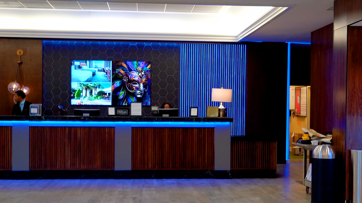 RADIANT™ WALL - E™ BY EMSER TILE