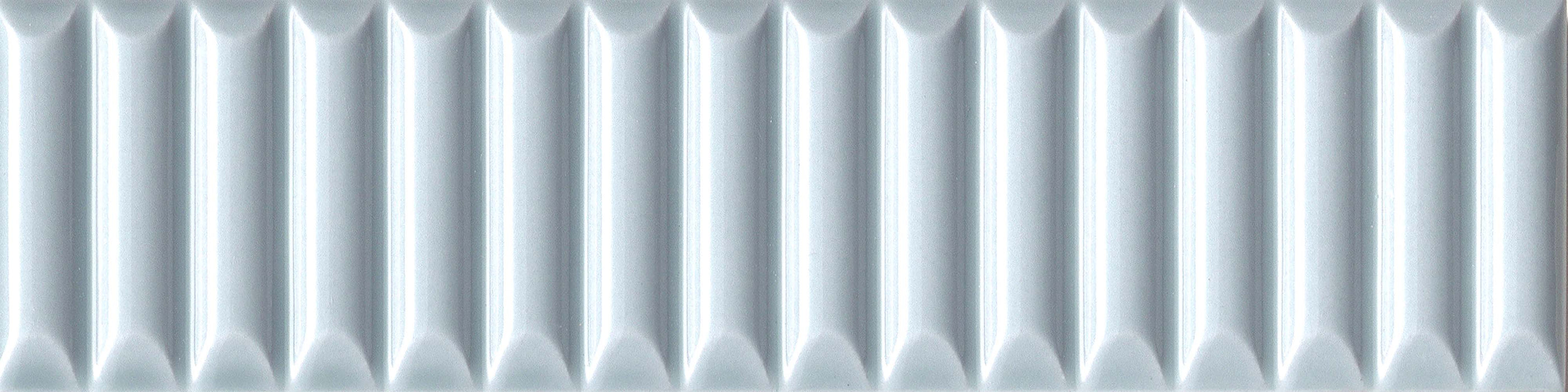 TRIVENI™ - E™ BY EMSER TILE